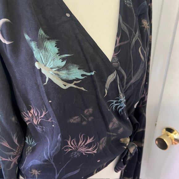 Disturbia Wrap Top - Picture 2 of 3